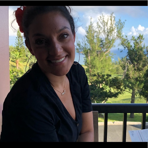 Meet your Posher, Lisa - Picture 1 of 1